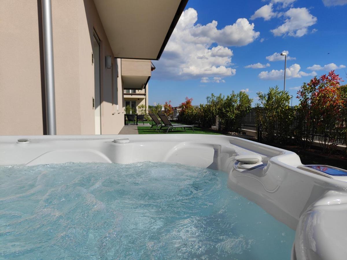 San Giorgio Design Home Con Jacuzzi Privata Colà Εξωτερικό φωτογραφία